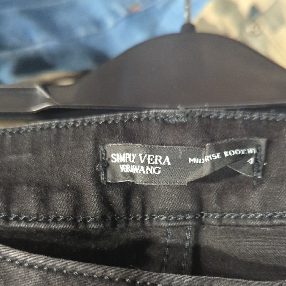Simply Vera Vera Wang Dark Gray Skinny Jeans - Picture 2 of 3